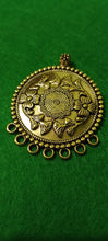Load image into Gallery viewer, Antique Metal Gold Pendant Model 13