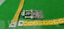 Load image into Gallery viewer, Antique Metal Gold Pendant Model 9