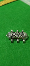 Load image into Gallery viewer, Antique Metal Gold Pendant Model 7