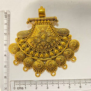 Antique Metal Gold Pendant AMGP2
