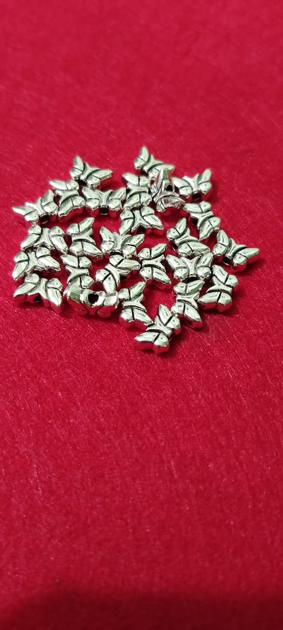 Antique Charms Model 3
