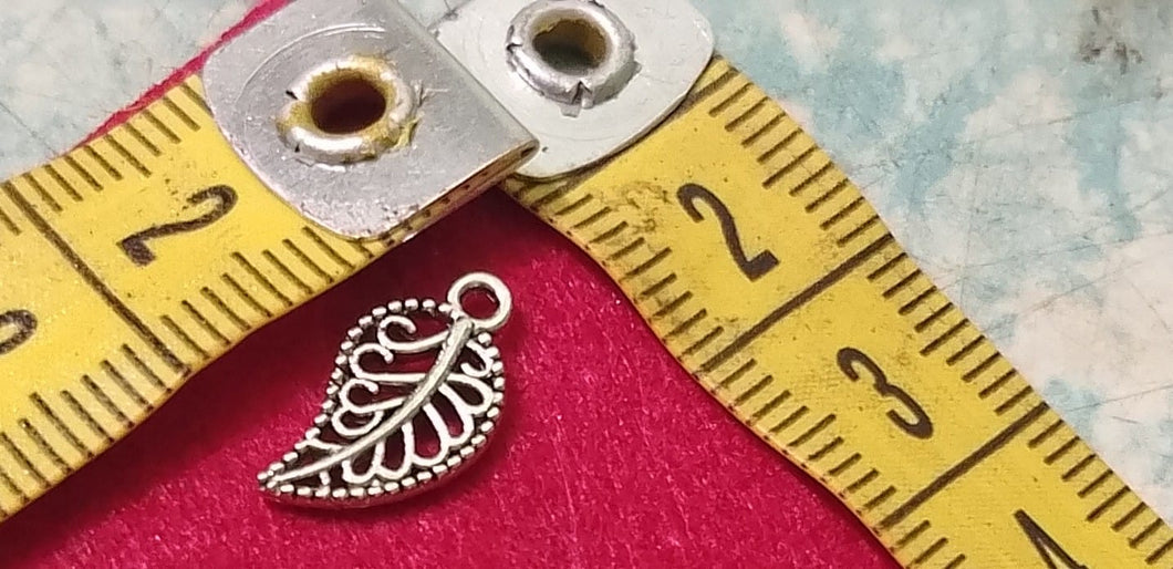 Antique Charms Model 20