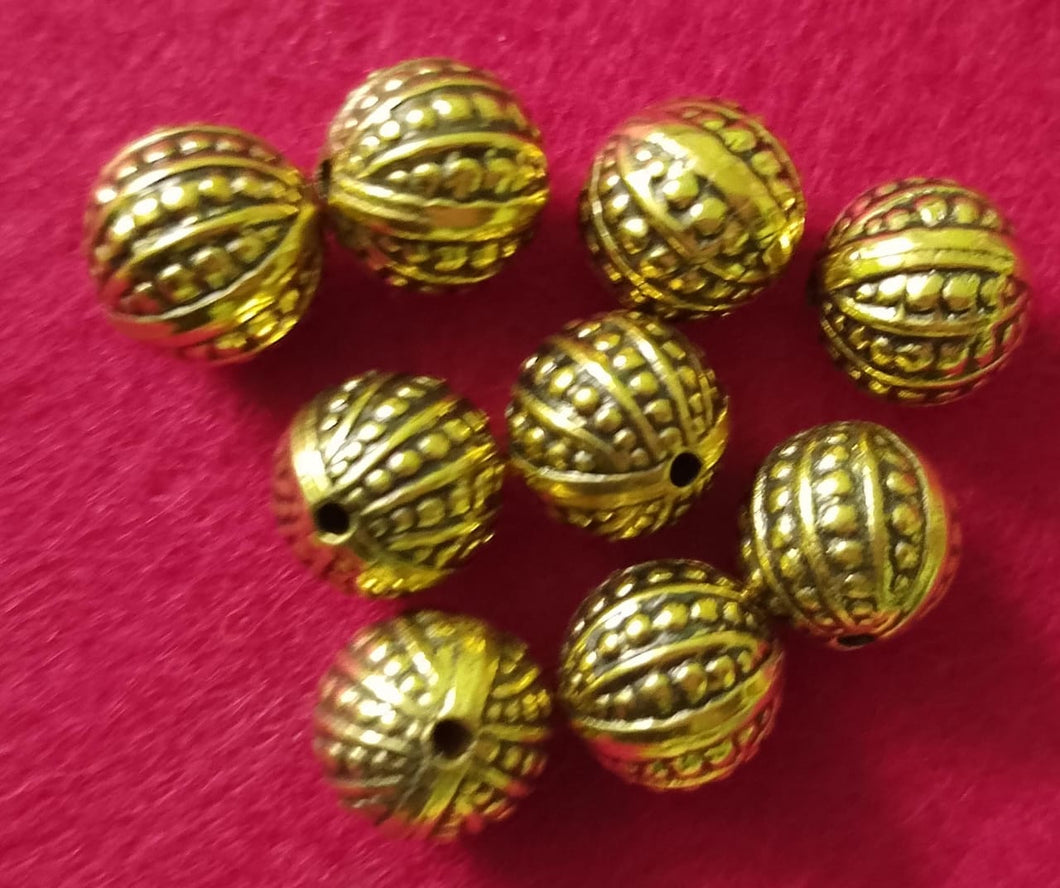 Antique Charms Model 38