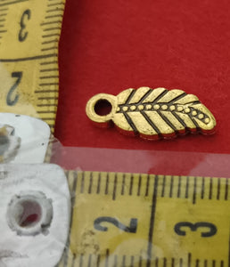 Antique Charms Model 46