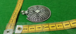 Antique Metal Silver Pendant Model 16