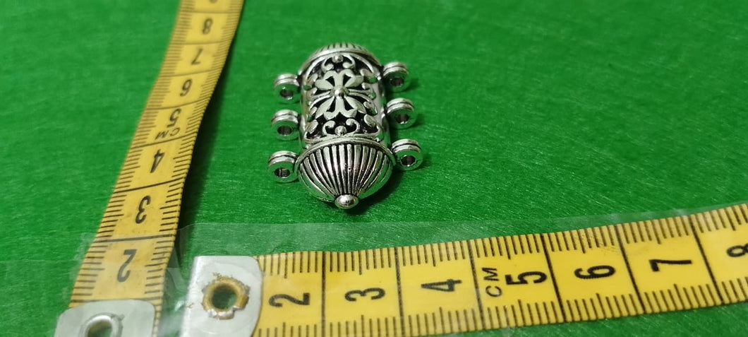 Antique Metal Gold Pendant Model 7