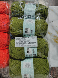 Knitting Yarn- Blankie