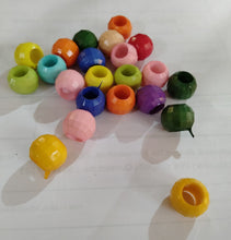 Load image into Gallery viewer, Plastic Beads 14 MM
