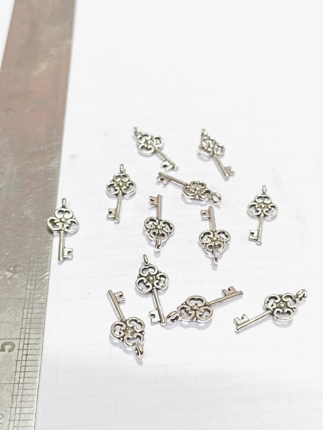 Silver Key Charms C14