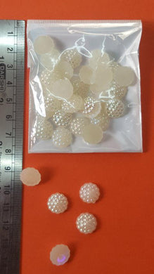 Dotted Half Cut pearl beads 10 mm 19
