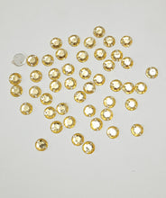 Load image into Gallery viewer, Kundan Stone 8mm Round(20 grames) with hole
