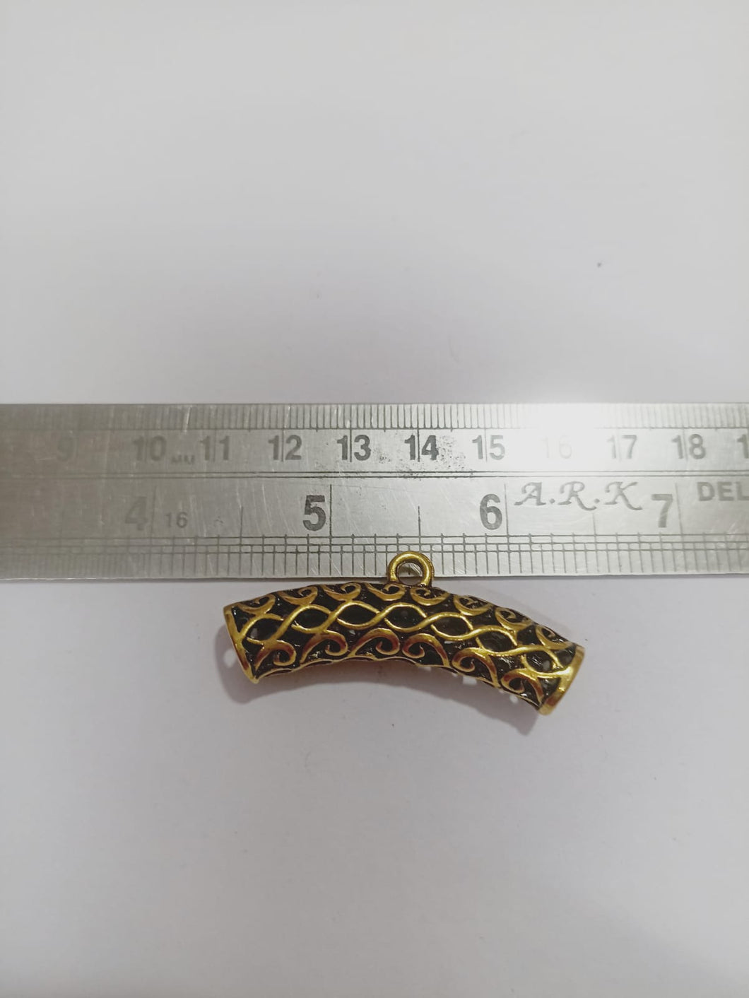 Antique Gold Pendants AP 1R