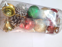Load image into Gallery viewer, Christmas Tree Decoration - Assorted Gift Round Blister Box- BIG
