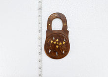 Load image into Gallery viewer, Wooden Key Chain Holder Different Models
