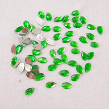 Load image into Gallery viewer, Kundan Stone Thilak Shape 10X7-(20 grames) WITH HOLE
