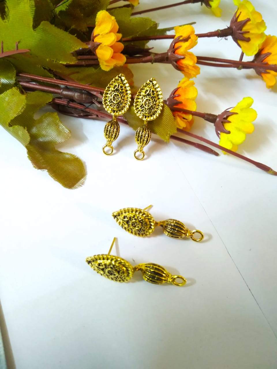 Antique Metal Gold Stud Asn02 Stud