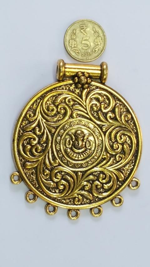 Antique Metal Gold Pendant AP 34