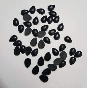 Kundan Stone Thilak Shape 10X7 Black Stones