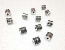 Load image into Gallery viewer, Silver CCB Beads CCBN05
