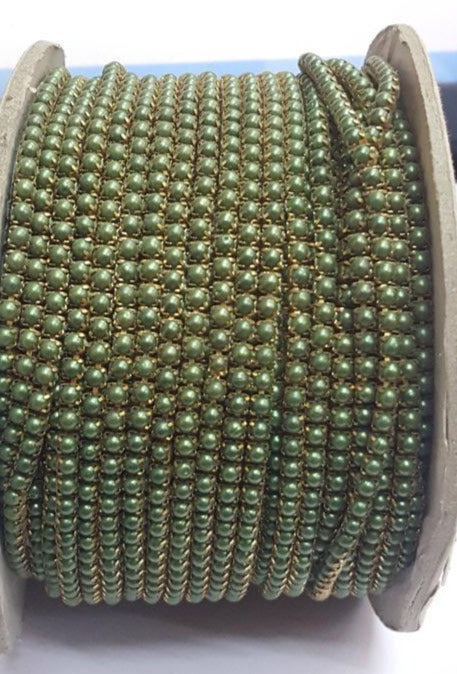 Coloured Pearl Chain DARK GREEN
