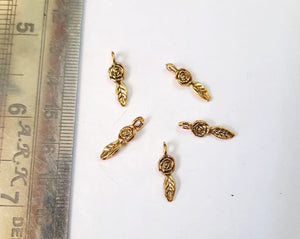 Antique Metal Gold charmes-pack of 6