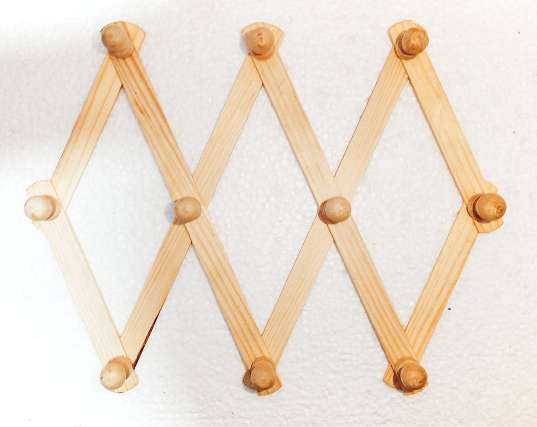 Wooden Hanger Open Type