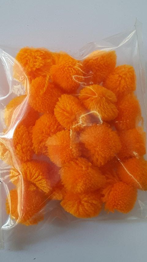 Pom Pom 04