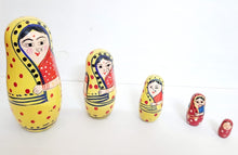 Load image into Gallery viewer, Indian Nesting Wooden Doll - Showpiece( colour verient)
