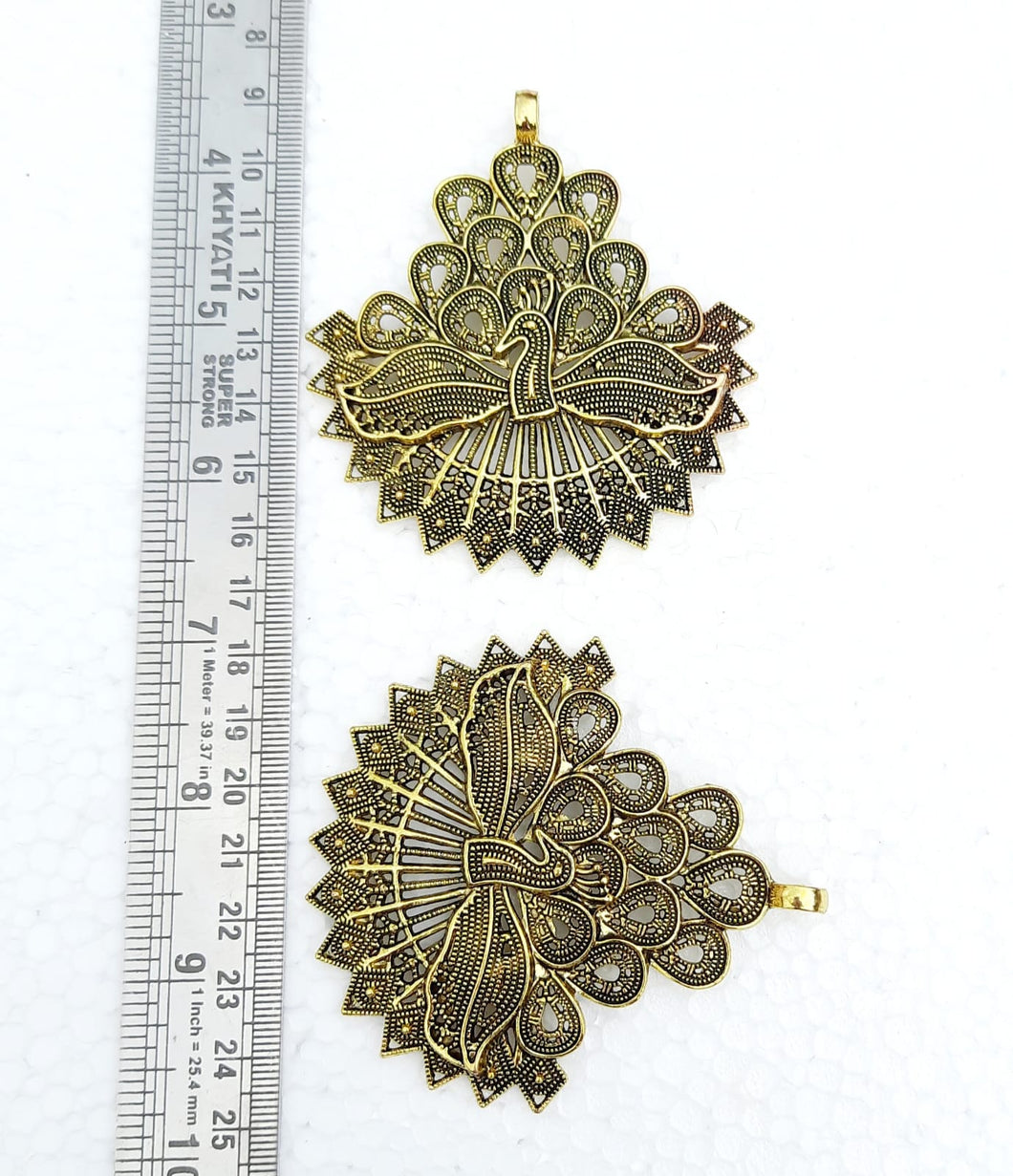 Antique Pendant Gold- AP008