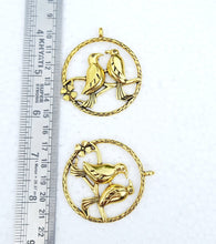 Load image into Gallery viewer, Antique Pendant Gold- AP013
