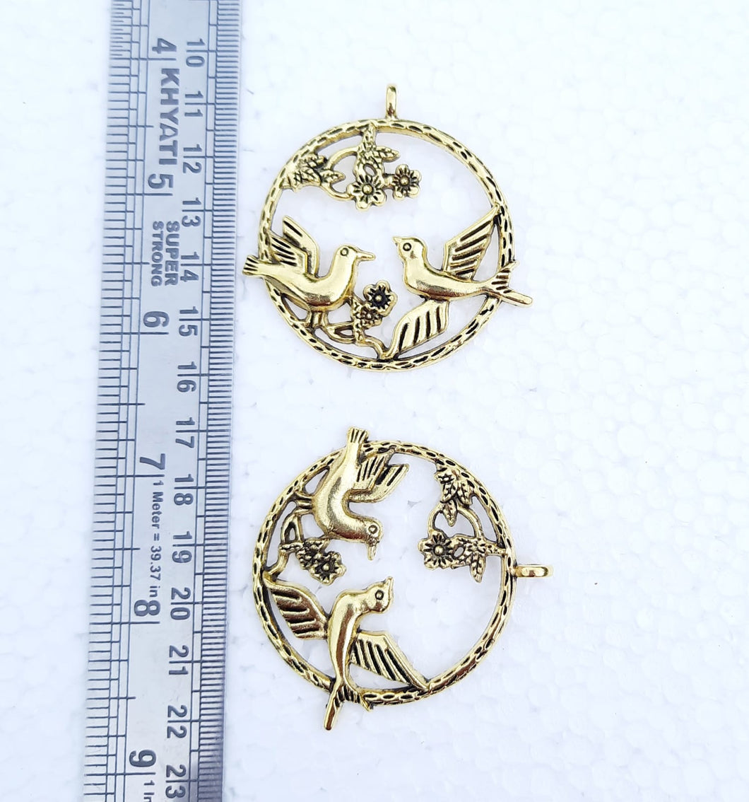 Antique Pendant Gold- AP014